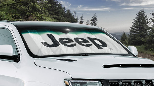 Plasticolor Jeep Universal Fit Accordion Sunshade (MPN: 003718R01)