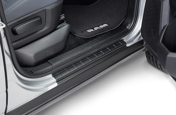 Bushwacker Rocker Panel Guard (MPN: 14130)