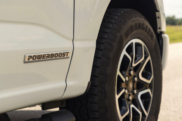 Flowmaster American Thunder Cat-Back Exhaust System (MPN: 818166)