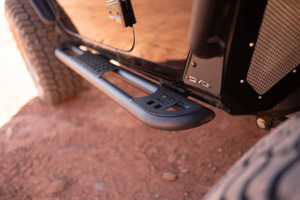 DV8 Offroad Round Tube Side Steps (MPN: SRJK-09)