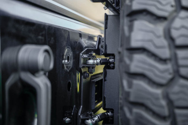 DV8 Offroad Spare Tire Carrier (MPN: TCJK-13)