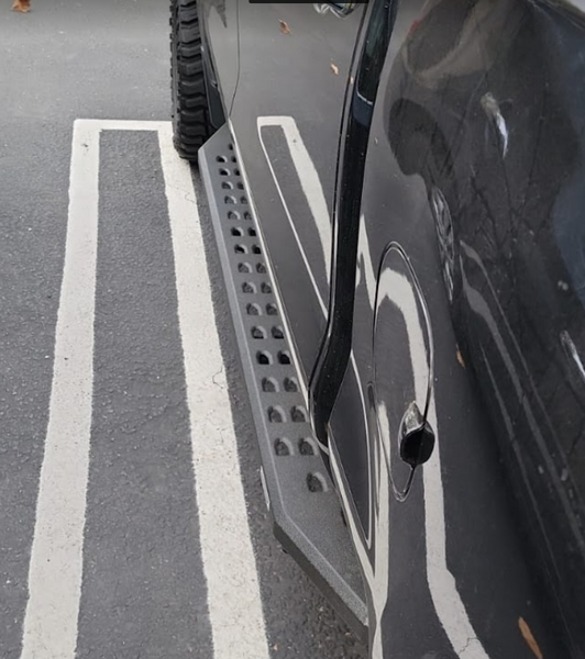 Go Rhino RB20 Running Board (MPN: 69404887PC)