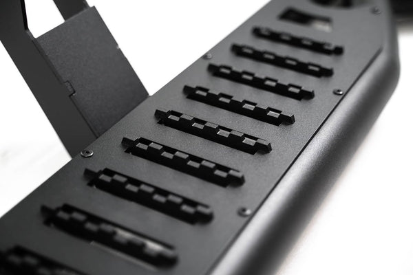 DV8 Offroad Round Tube Side Steps (MPN: SRTT2-01)