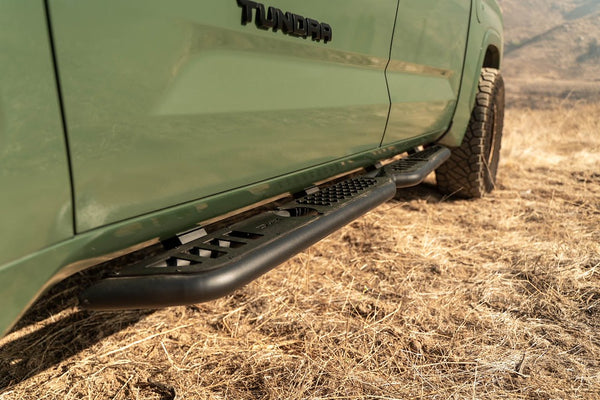 DV8 Offroad Round Tube Side Steps (MPN: SRTT2-01)
