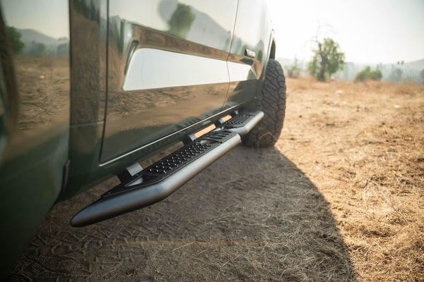 DV8 Offroad Round Tube Side Steps (MPN: SRTT2-01)