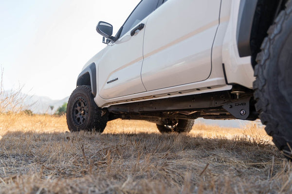 DV8 Offroad Trailing Arm Skid Plates (MPN: SPTT1-07)