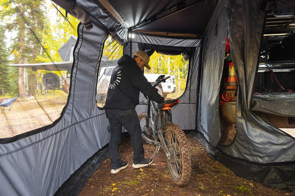 Freespirit Recreation Awning Enclosure (MPN: 400-RSQUICKSET270ANNEXROOMKIT)