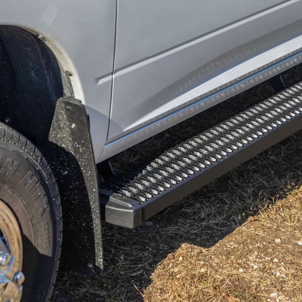 Luverne Grip Step Wheel-To-Wheel Running Board (MPN: 415098-401733)