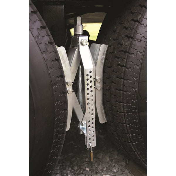 Camco Wheel Chock (MPN: 44662)