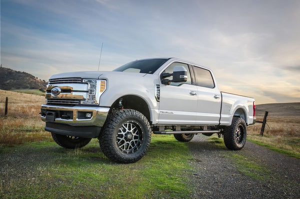 ReadyLIFT Suspension 4 Inch Lift Kit (MPN: 49-27421)