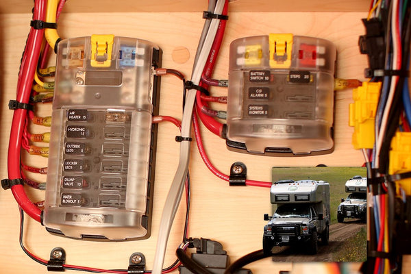 Blue Sea Fuse Block (MPN: 5028-BSS)