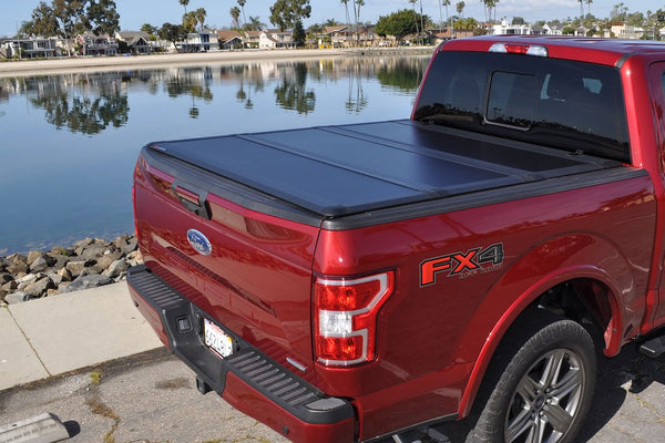 LEER Hard Folding Tonneau Cover (MPN: 631137)