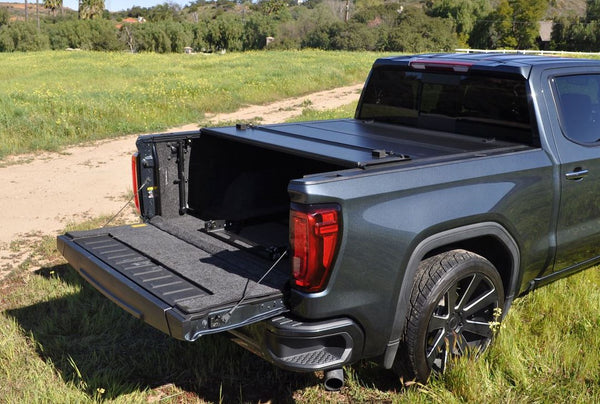 Leer Hard Folding Tonneau Cover (MPN: 650105)