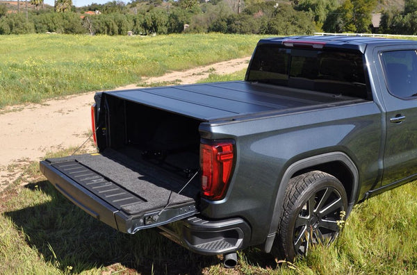 Leer Hard Folding Tonneau Cover (MPN: 650105)