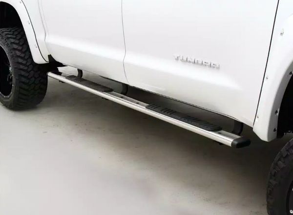 Go Rhino OE Xtreme Low Profile Nerf Bar (MPN: 685443587PS)