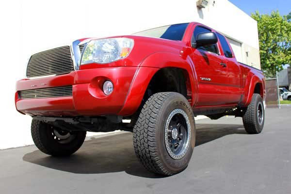 Maxtrac Suspension 4 Inch Lift Spindle (MPN: 706840)