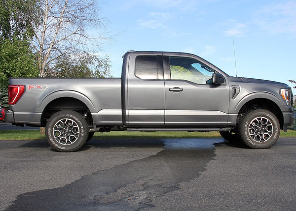 Flowmaster Exhaust System Kit (MPN: 718116)