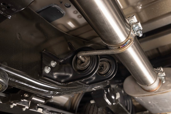 Flowmaster Signature Series Exhaust System Kit (MPN: 738115)