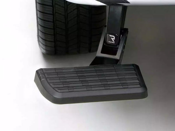 AMP Research Truck Step (MPN: 75302-01A)
