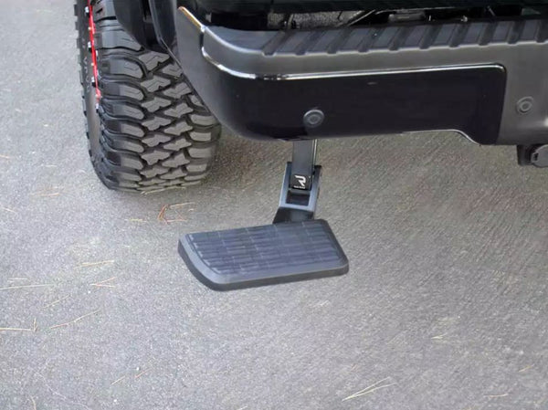 AMP Research Truck Step (MPN: 75302-01A)