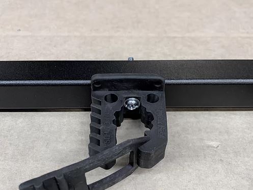 Exposed Racks Roof Rack Cross Bar Cargo Holder (MPN: 8-00-9809)