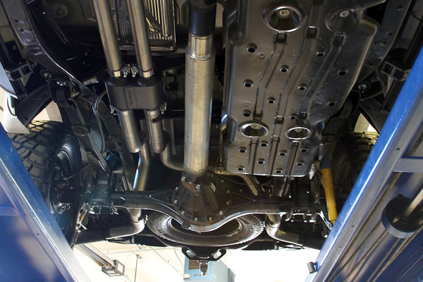 Flowmaster Outlaw Cat Back Exhaust System (MPN: 817692)
