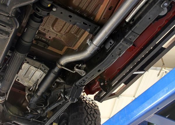 Flowmaster Outlaw Cat Back Exhaust System (MPN: 817958)