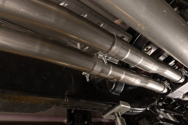 Flowmaster Outlaw Cat Back Exhaust System (MPN: 818197)