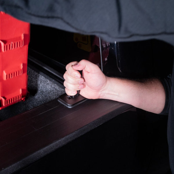 Putco Push-Up Grab Handle (MPN: 99904B)