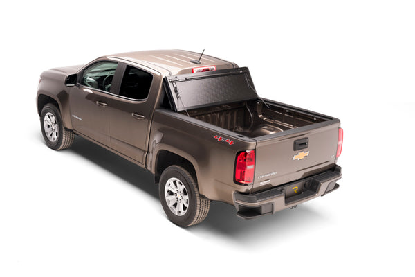 BAK Industries BakFlip F1 Tonneau Cover (MPN: 772146)