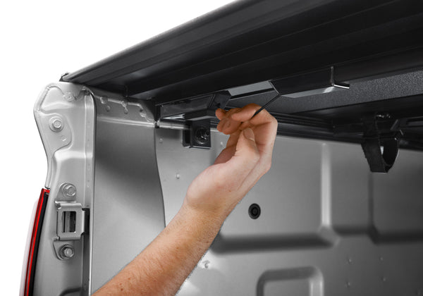 BAK Industries BAKFlip MX4 Tonneau Cover (MPN: 448538)