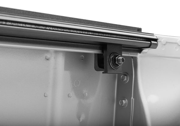 BAK Industries BAKFlip MX4 Tonneau Cover (MPN: 448538)