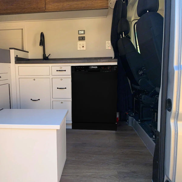 Pinnacle Under Counter Built-In Dishwasher (MPN: BB 1840)