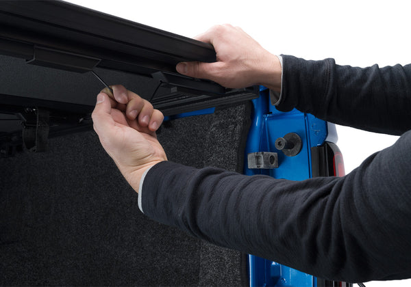 BAK Industries BAKFlip MX4 Tonneau Cover (MPN: 448223)