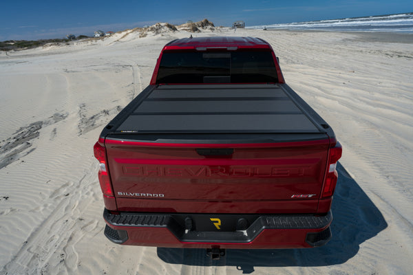 BAK Industries BAKFlip MX4 Tonneau Cover (MPN: 448120)
