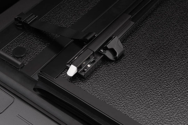 BAK Industries BAKFlip G2 Tonneau Cover (MPN: 226121)