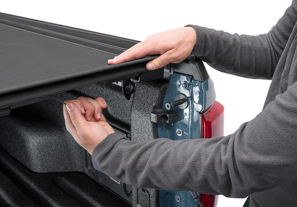 BAK Industries Revolver X4s Tonneau Cover (MPN: 80324)