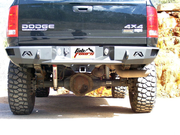 Fab Fours Premium Rear Bumper (MPN: DR03-W1050-1)