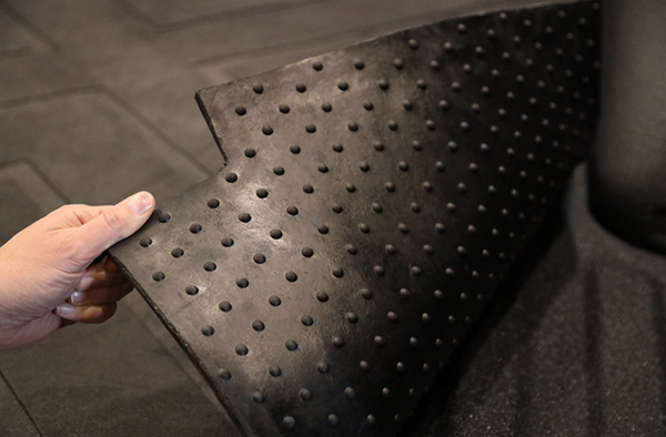Dee Zee Heavyweight Bed Mat (MPN: DZ76963)