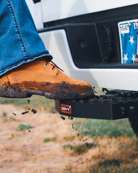Gen-Y Hitch Step With Boot Scraper (MPN: GH-060)