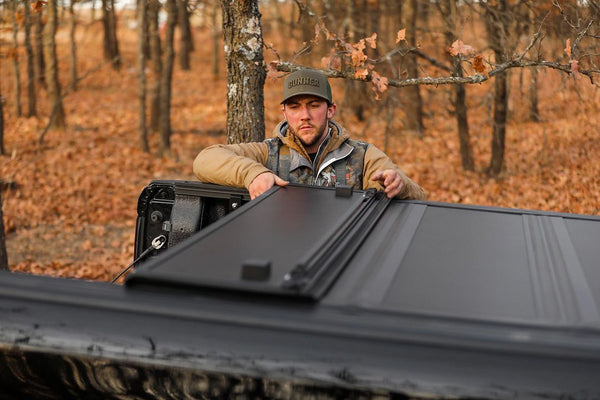 Leer Hard Folding Tonneau Cover (MPN: 650346)