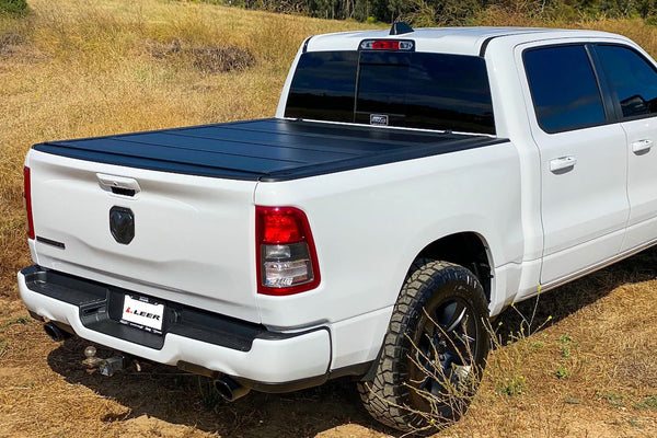Leer Hard Folding Tonneau Cover (MPN: 650346)
