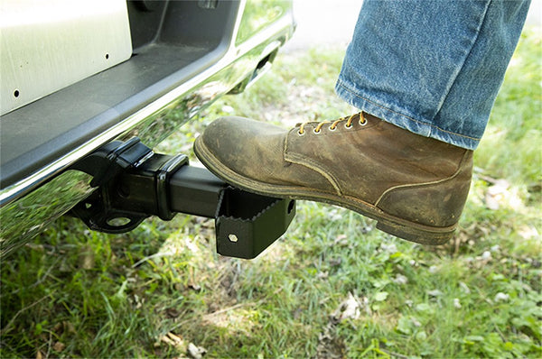 Dee Zee Hitch Step (MPN: DZ15302S)