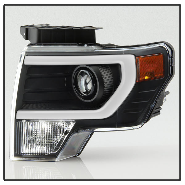 Xtune Headlight Assembly With Projector Beam (MPN: 9037252)