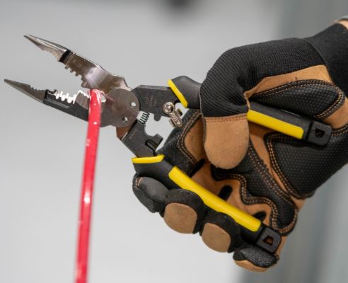 SouthWire 7-In-1 Multi-Tool Pliers (MPN: S7N1HD)