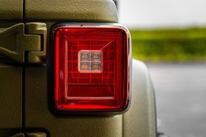 Recon Tail Light Assembly (MPN: 264237RD)