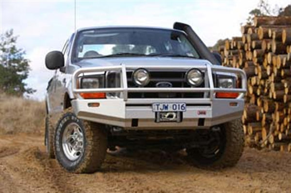 ARB Deluxe Bull Bar (MPN: 3436030)