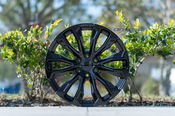 OE Wheels CV30 Gloss Black Aluminum Wheel (MPN: CV30-22090-6550-28B)