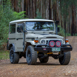 ARB Deluxe Bull Bar One Piece Design (MPN: 3420020)
