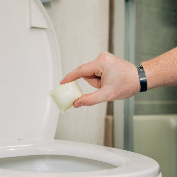 Waste Holding Tank Treatment with Eucalyptus Mint Scent (MPN: 41492)